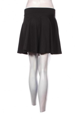 Пола Unbranded, Размер S, Цвят Черен, Цена 2,04 €