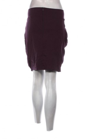 Пола Unbranded, Размер M, Цвят Червен, Цена 2,04 €