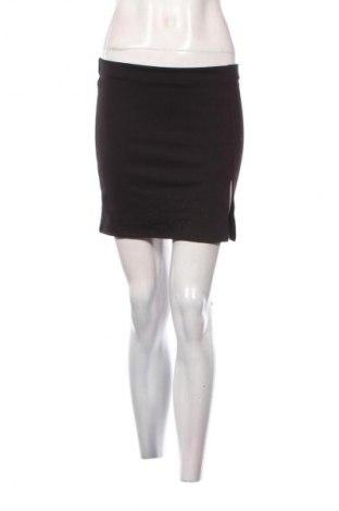 Пола Unbranded, Размер S, Цвят Черен, Цена 2,04 €