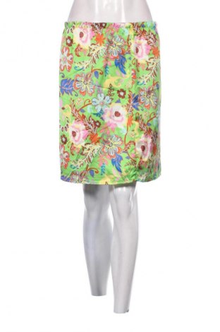 Пола Unbranded, Размер S, Цвят Многоцветен, Цена 2,04 €