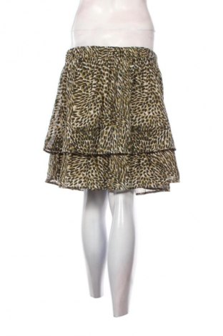 Пола VILA, Размер L, Цвят Многоцветен, Цена 2,04 €