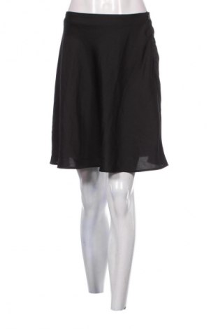 Пола VILA, Размер M, Цвят Черен, Цена 2,04 €