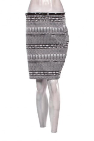 Szoknya Yessica, Méret M, Szín Sokszínű, Ár 759 Ft