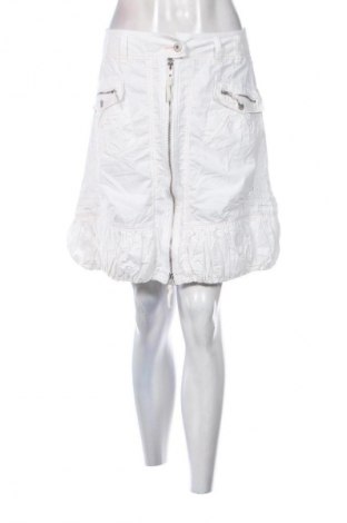 Пола Zoulmate, Размер M, Цвят Бял, Цена 2,04 €