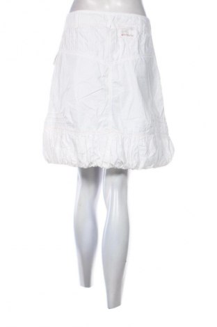 Пола Zoulmate, Размер M, Цвят Бял, Цена 2,04 €