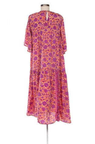 Šaty  Black Colour, Velikost S, Barva Vícebarevné, Cena  529,00 Kč