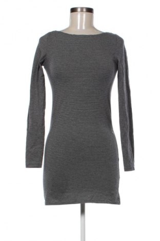 Kleid Gina Tricot, Größe M, Farbe Mehrfarbig, Preis 2,99 €