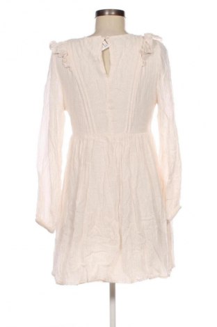 Ruha Guido Maria Kretschmer for About You, Méret M, Szín Ekrü
, Ár 2 859 Ft