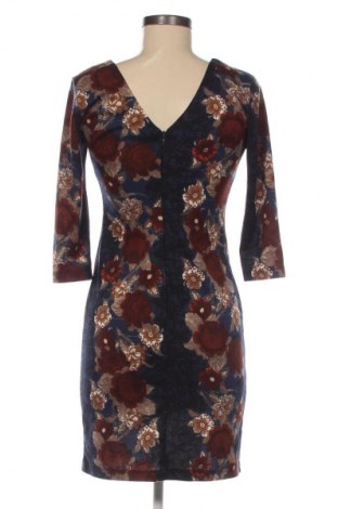 Sukienka Miss Chic, Rozmiar M, Kolor Kolorowy, Cena 24,99 zł