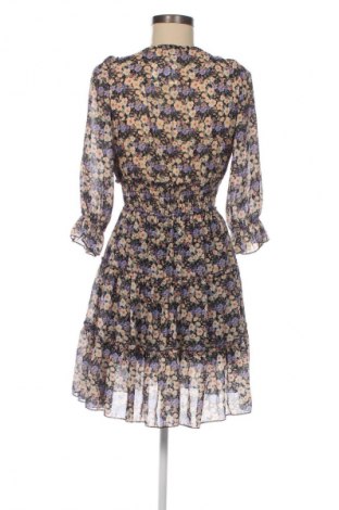 Sukienka NEW COLLECTION, Rozmiar M, Kolor Kolorowy, Cena 23,99 zł