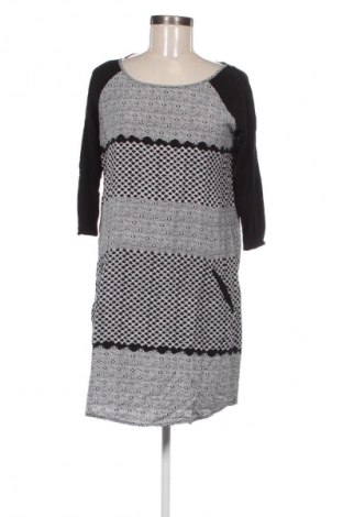 Φόρεμα Saint Tropez, Μέγεθος M, Χρώμα Πολύχρωμο, Τιμή 3,99 €