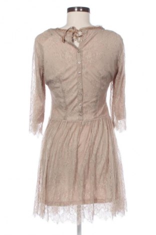 Sukienka Silvian Heach, Rozmiar S, Kolor Brązowy, Cena 40,99 zł