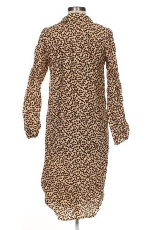 Kleid Sisters Point, Größe S, Farbe Mehrfarbig, Preis 3,99 €