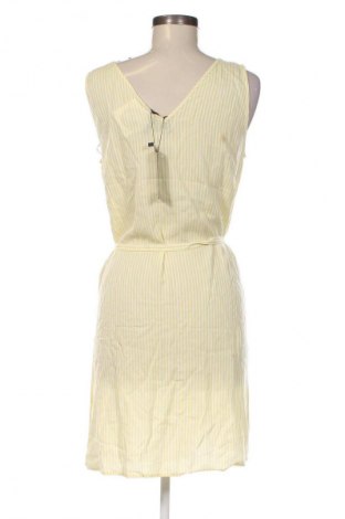 Šaty  Vero Moda, Velikost M, Barva Vícebarevné, Cena  359,00 Kč