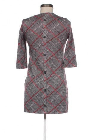 Рокля Zara Trafaluc, Размер S, Цвят Многоцветен, Цена 4,60 €