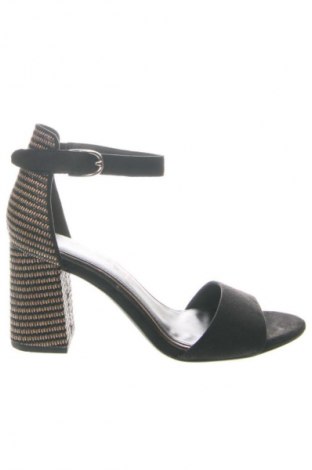 Sandále Tamaris, Veľkosť 39, Farba Čierna, Cena  28,95 €