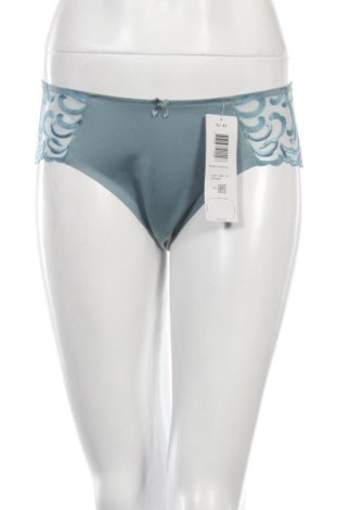 Bikini Triumph, Mărime M, Culoare Verde, Preț 89,99 Lei, #137191901