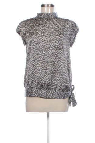 Bluză de femei United Colors Of Benetton, Mărime M, Culoare Multicolor, Preț 62,99 Lei, #137272625
