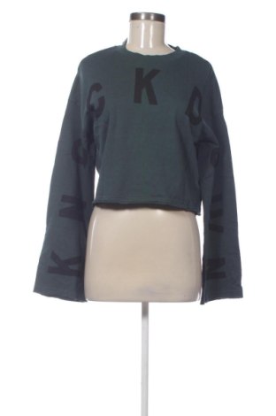 Дамска блуза Bershka, Размер S, Цвят Зелен, Цена 6,29 €, #137300517