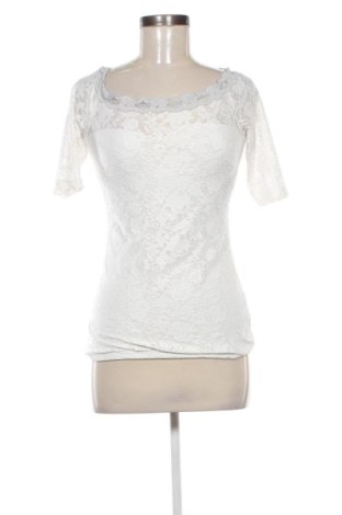 Dámská halenka Gina Tricot, Velikost S, Barva Bílá, Cena  194,00 Kč, #137338155