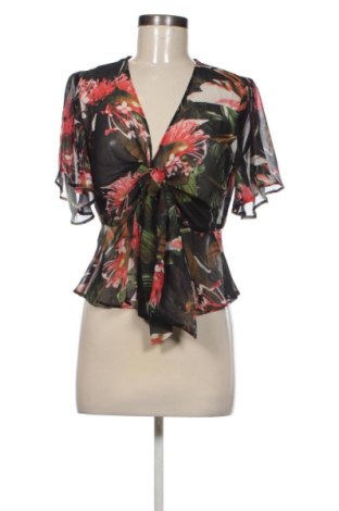 Bluză de femei Guess, Mărime S, Culoare Multicolor, Preț 128,95 Lei, #137289839