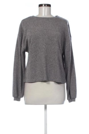 Damen Shirt New Look, Größe S, Farbe Grau, Preis 6,77 €, #137323940