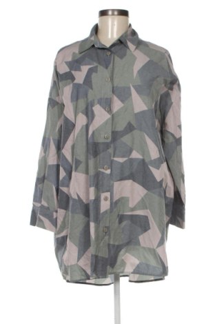 Cămașă de femei Unbranded, Mărime L, Culoare Multicolor, Preț 74,99 Lei, #137246227