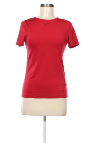 Tricou de femei Nike, Mărime S, Culoare Roșu, Preț 89,23 Lei, #137271780