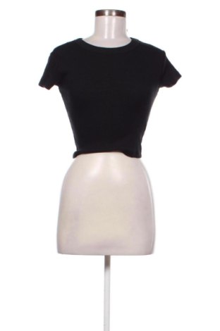 Tricou de femei Pull&Bear, Mărime XS, Culoare Negru, Preț 78,99 Lei, #137317502