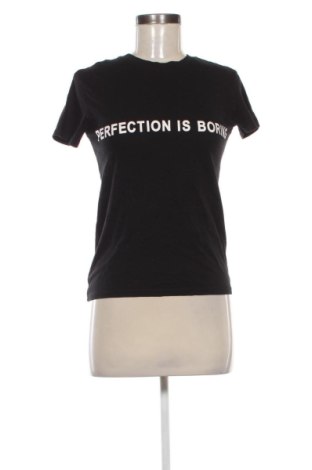 Дамска тениска Bershka, Размер XS, Цвят Черен, Цена 9,00 €, #137322231