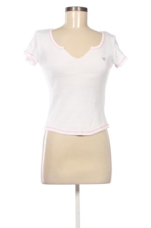 Γυναικείο t-shirt Guess, Μέγεθος S, Χρώμα Λευκό, Τιμή 21,91 €, #137300022