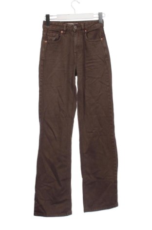 Blugi de femei Stradivarius, Mărime XS, Culoare Maro, Preț 92,99 Lei, #137173184