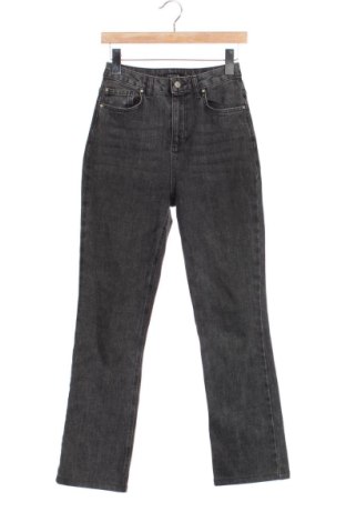 Blugi de femei Trendyol, Mărime XS, Culoare Gri, Preț 78,74 Lei, #137216101