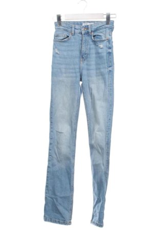 Blugi de femei Bershka, Mărime XXS, Culoare Albastru, Preț 78,74 Lei, #137247365