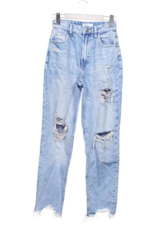 Blugi de femei Bershka, Mărime XS, Culoare Albastru, Preț 75,51 Lei, #137250367