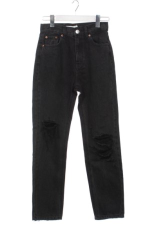 Дамски дънки Pull&Bear, Размер XS, Цвят Черен, Цена 8,00 €, #137270187