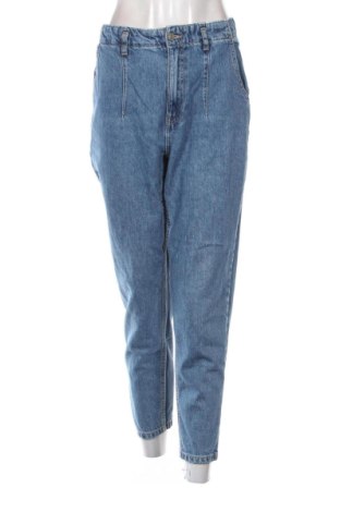 Blugi de femei LC Waikiki, Mărime L, Culoare Albastru, Preț 73,49 Lei, #137270255