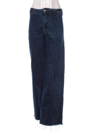 Blugi de femei Stradivarius, Mărime L, Culoare Albastru, Preț 68,24 Lei, #137280156