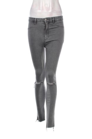 Blugi de femei Zara, Mărime S, Culoare Gri, Preț 73,15 Lei, #137287156