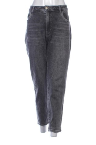 Blugi de femei Unbranded, Mărime XL, Culoare Gri, Preț 78,74 Lei, #137287655