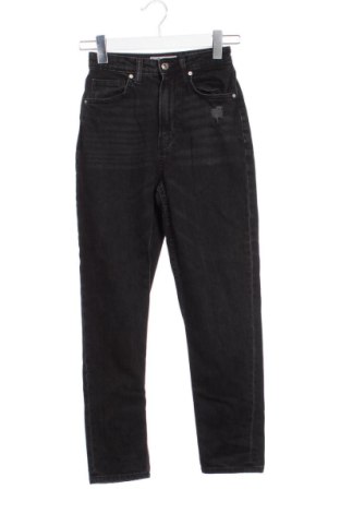 Дамски дънки Bershka, Размер XXS, Цвят Черен, Цена 12,76 €, #137289216