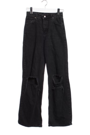 Дамски дънки Trendyol, Размер XS, Цвят Черен, Цена 14,00 €, #137292533