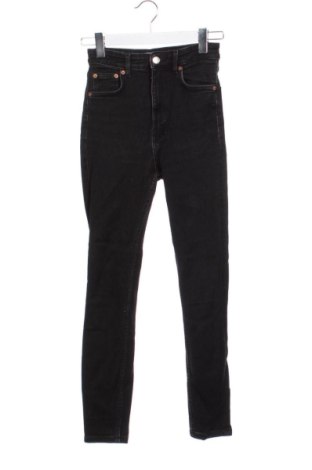 Damskie jeansy Zara, Rozmiar XS, Kolor Czarny, Cena 46,57 zł, #137302498