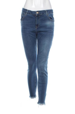 Blugi de femei LC Waikiki, Mărime L, Culoare Albastru, Preț 71,00 Lei, #137314286