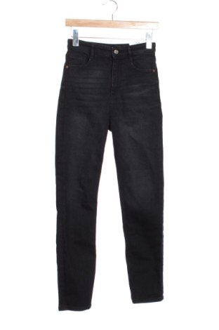 Blugi de femei Zara, Mărime XS, Culoare Negru, Preț 57,74 Lei, #137317990