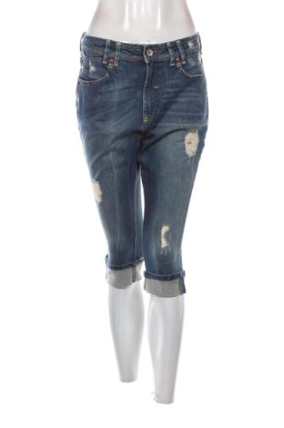 Дамски дънки Bershka, Размер XL, Цвят Син, Цена 27,68 €, #137318284