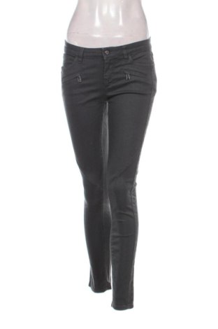 Blugi de femei Belstaff, Mărime L, Culoare Gri, Preț 1.840,06 Lei, #137106738
