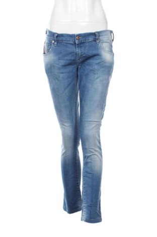 Дамски дънки Diesel, Размер L, Цвят Син, Цена 57,77 €, #136571320