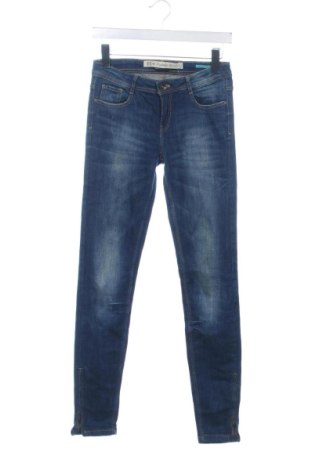 Blugi de femei Zara Trafaluc, Mărime S, Culoare Albastru, Preț 42,16 Lei, #137203231