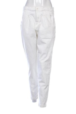 Női farmernadrág Unbranded, Méret M, Szín Fehér, Ár 4 610 Ft, #137233969